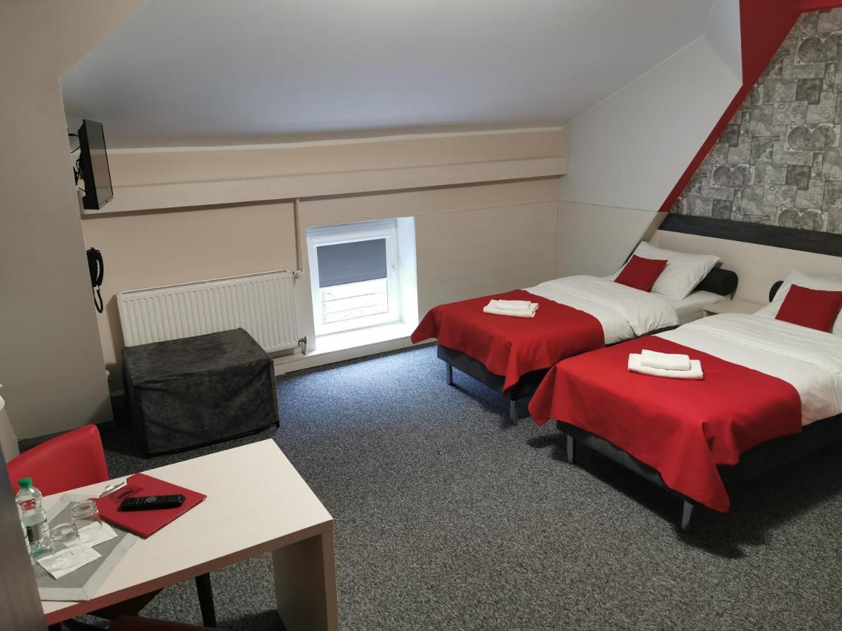 Hostel Przystanek Stary Toruń מראה חיצוני תמונה