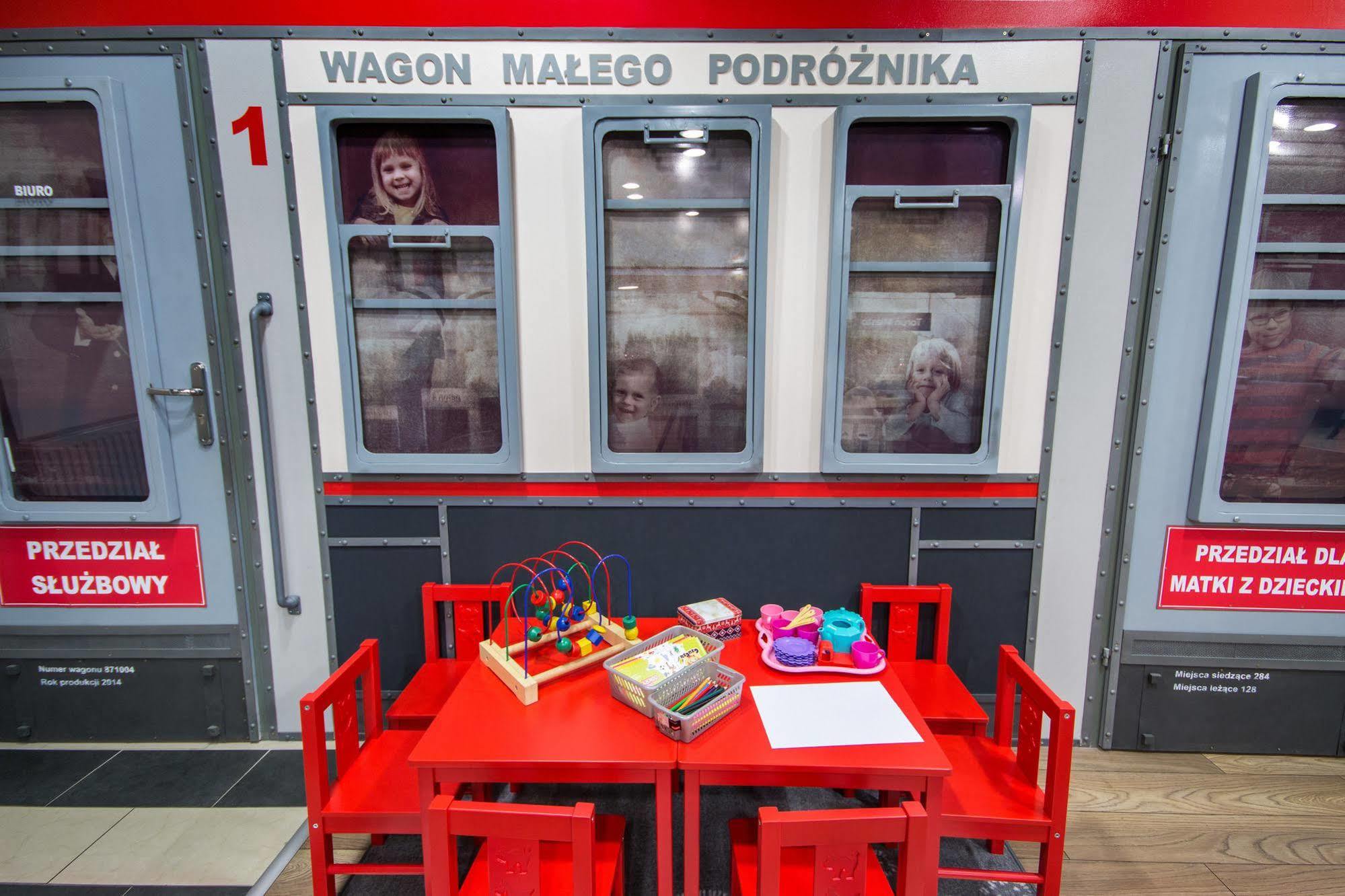 Hostel Przystanek Stary Toruń מראה חיצוני תמונה