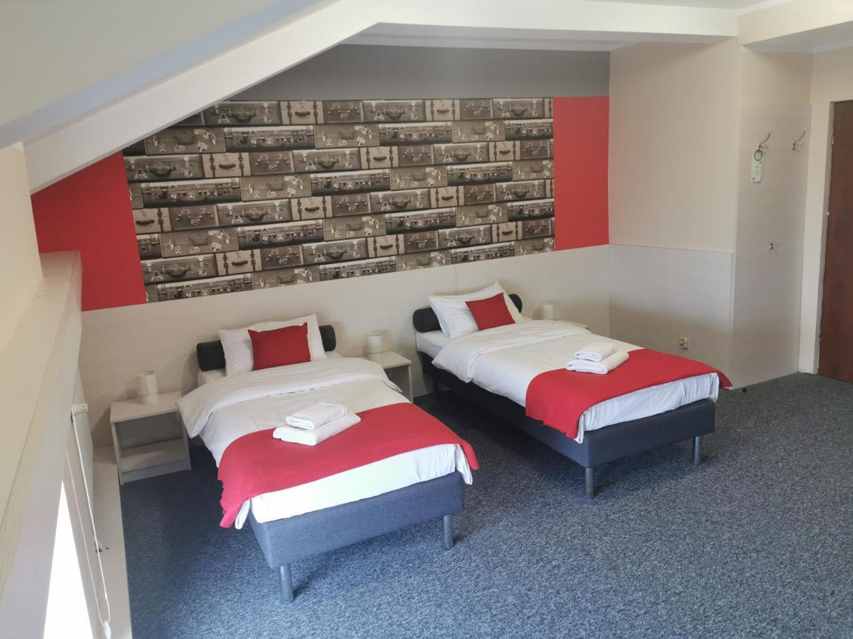 Hostel Przystanek Stary Toruń מראה חיצוני תמונה
